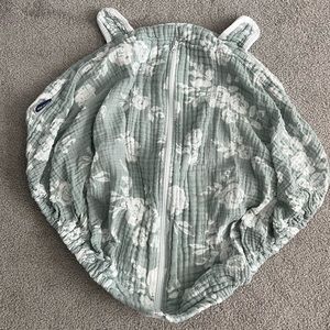 Bebe au Lait Car Seat Cover